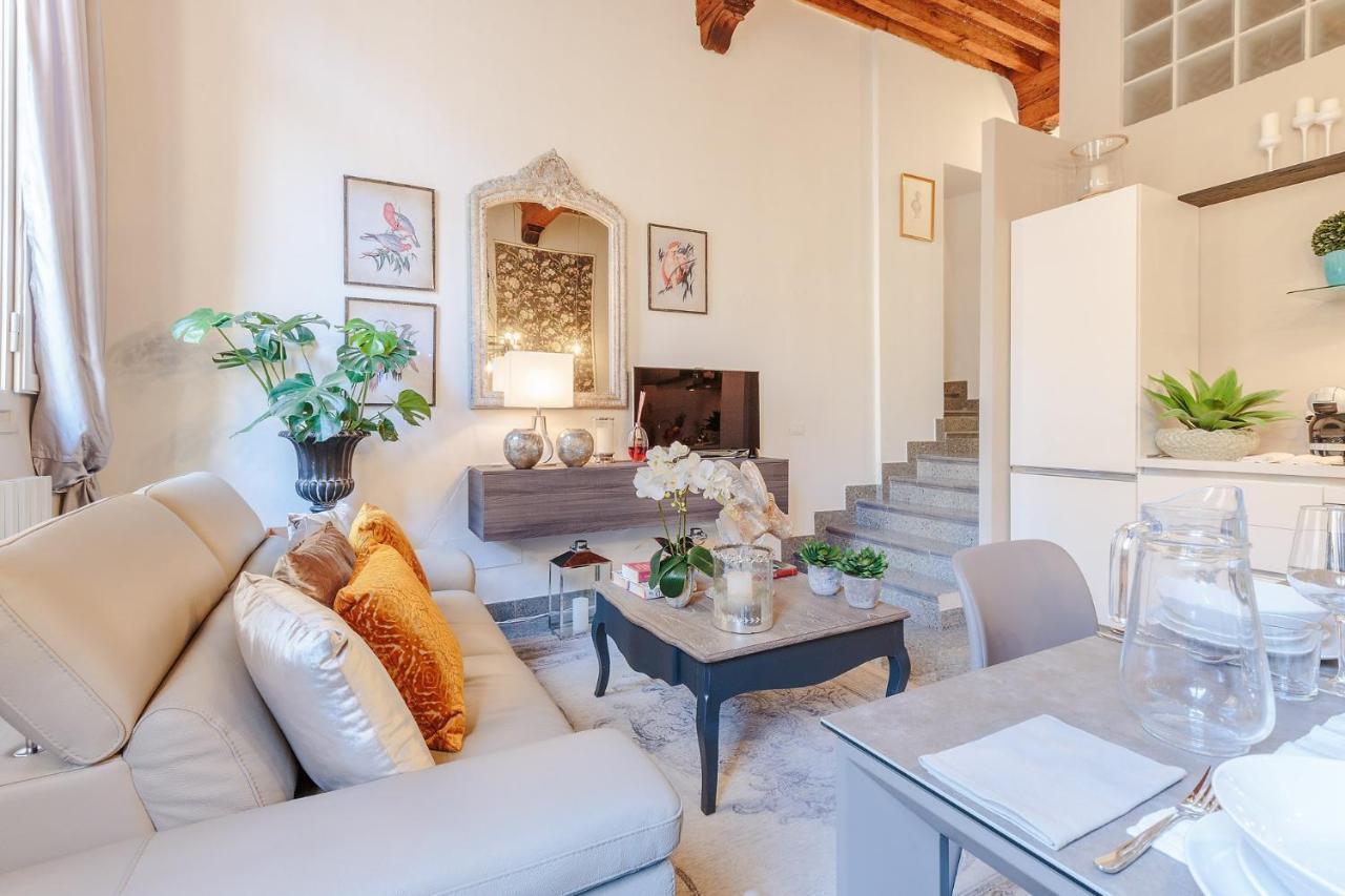 ルッカCasa Ariasアパートメント エクステリア 写真